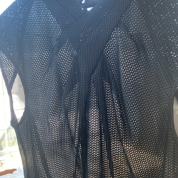 Karen Millen cross front, woven look sheer sleeveless blouse - Picture 6 of 9